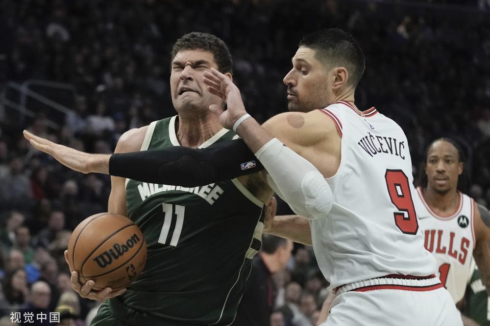 打铁还需自 打铁还需自